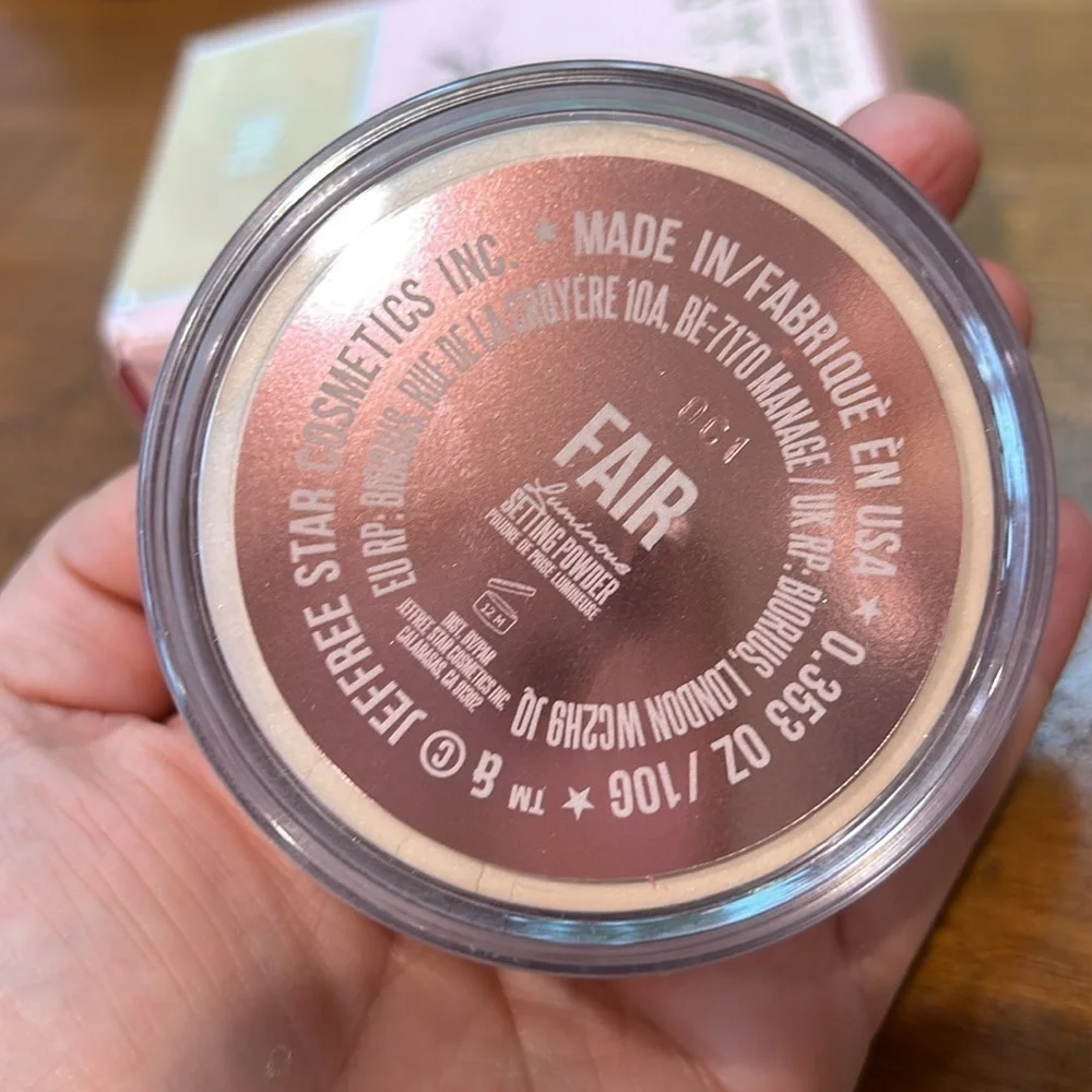 Jeffree Star Cosmetics Magic Star luminous Setting Powder Fair new in box